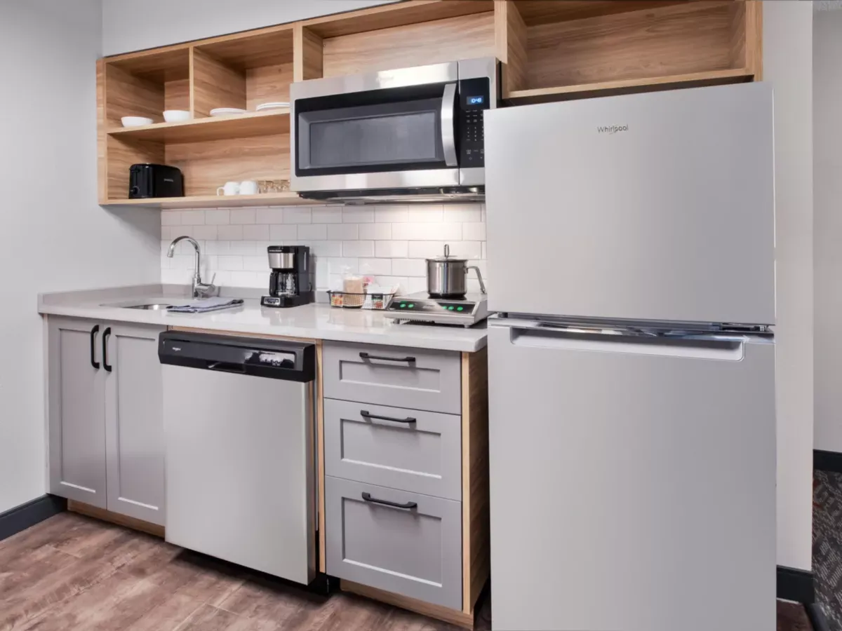 Candlewood Suites full kitchen